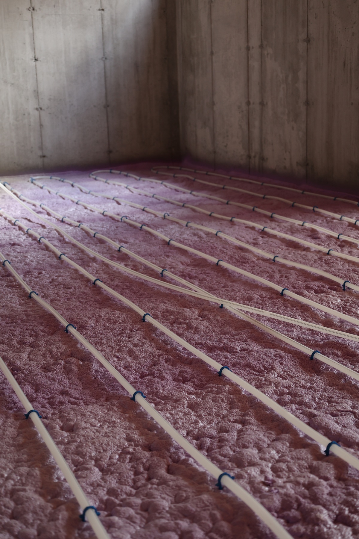 in floor heating piping